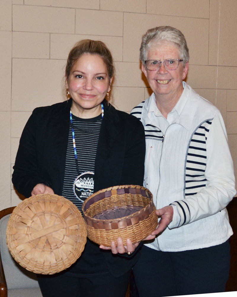 Marilyn-and-Kelly-Lake-Scugog-Society